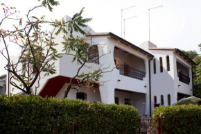Villa Iota